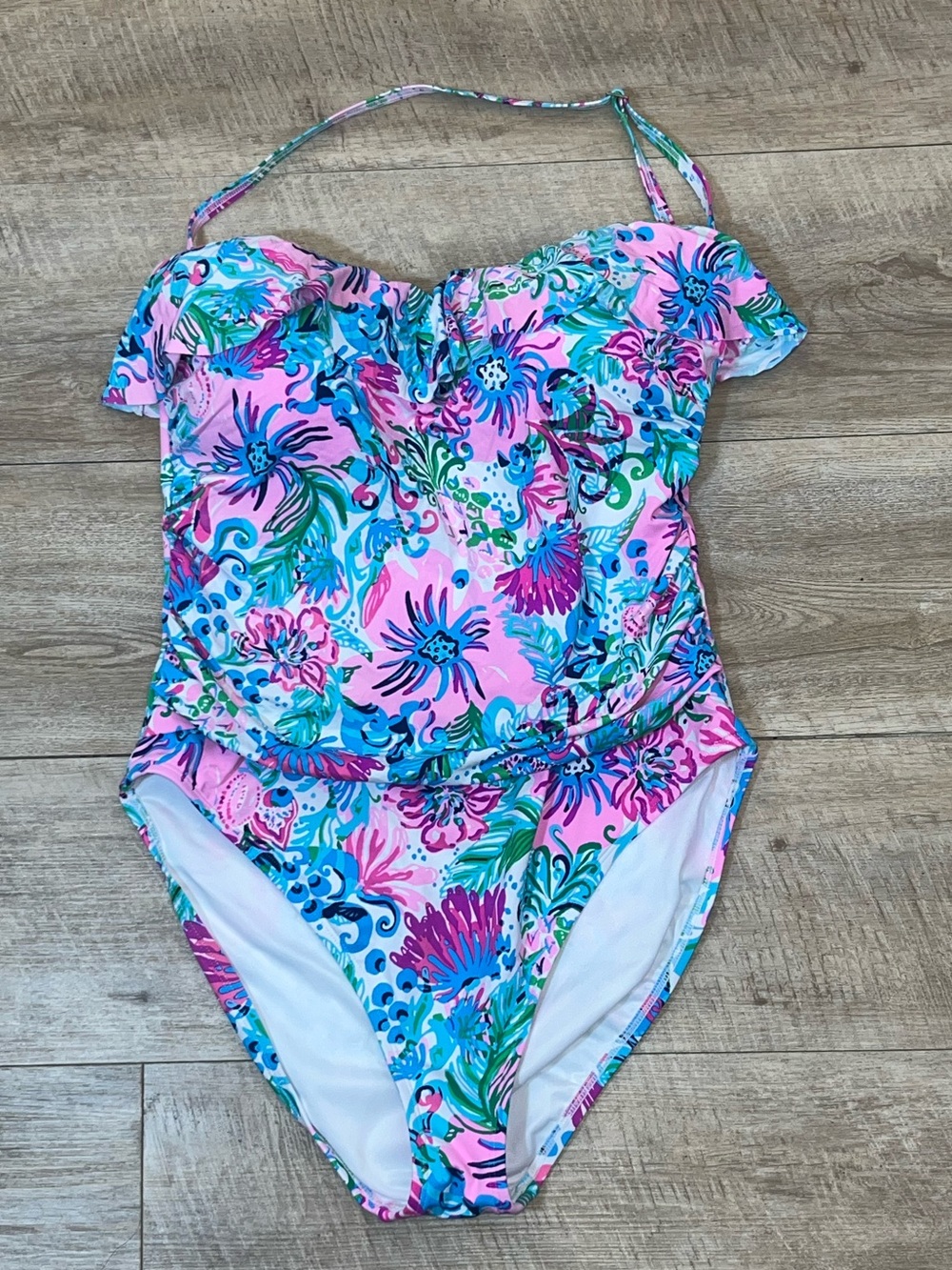 Lilly Pulitzer Rubyann One Piece Swimsuit in Mandevilla Baby Paradise Petals 12 - Picture 4 of 10